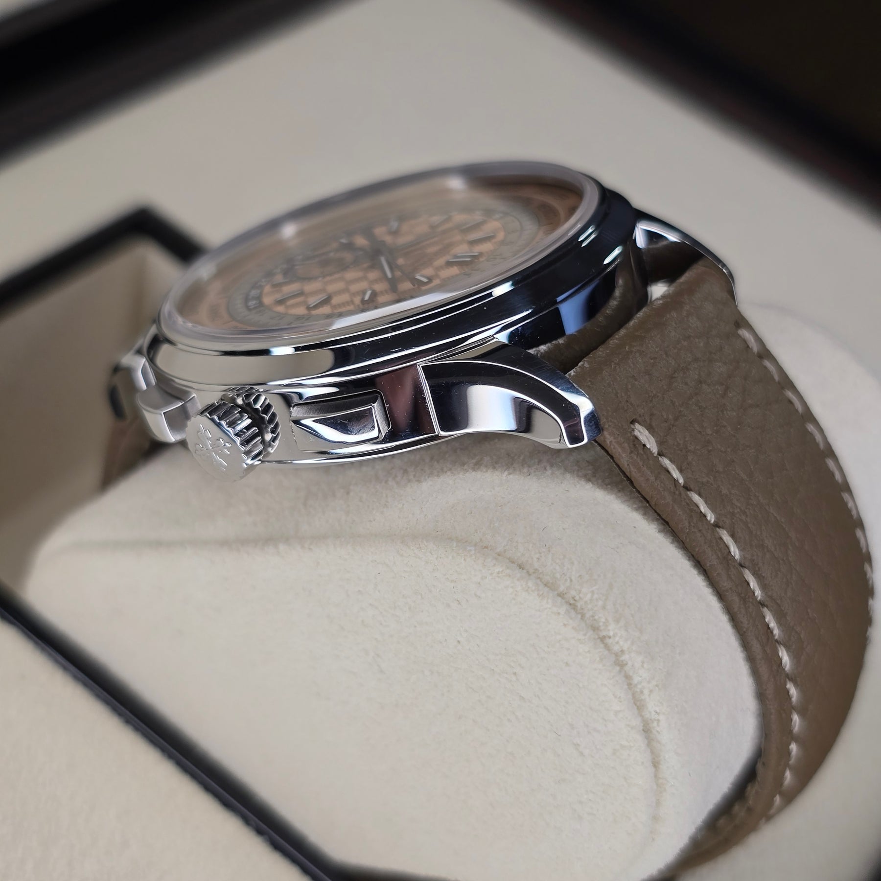 Patek Philippe Complications 5935A-001 case, strap view