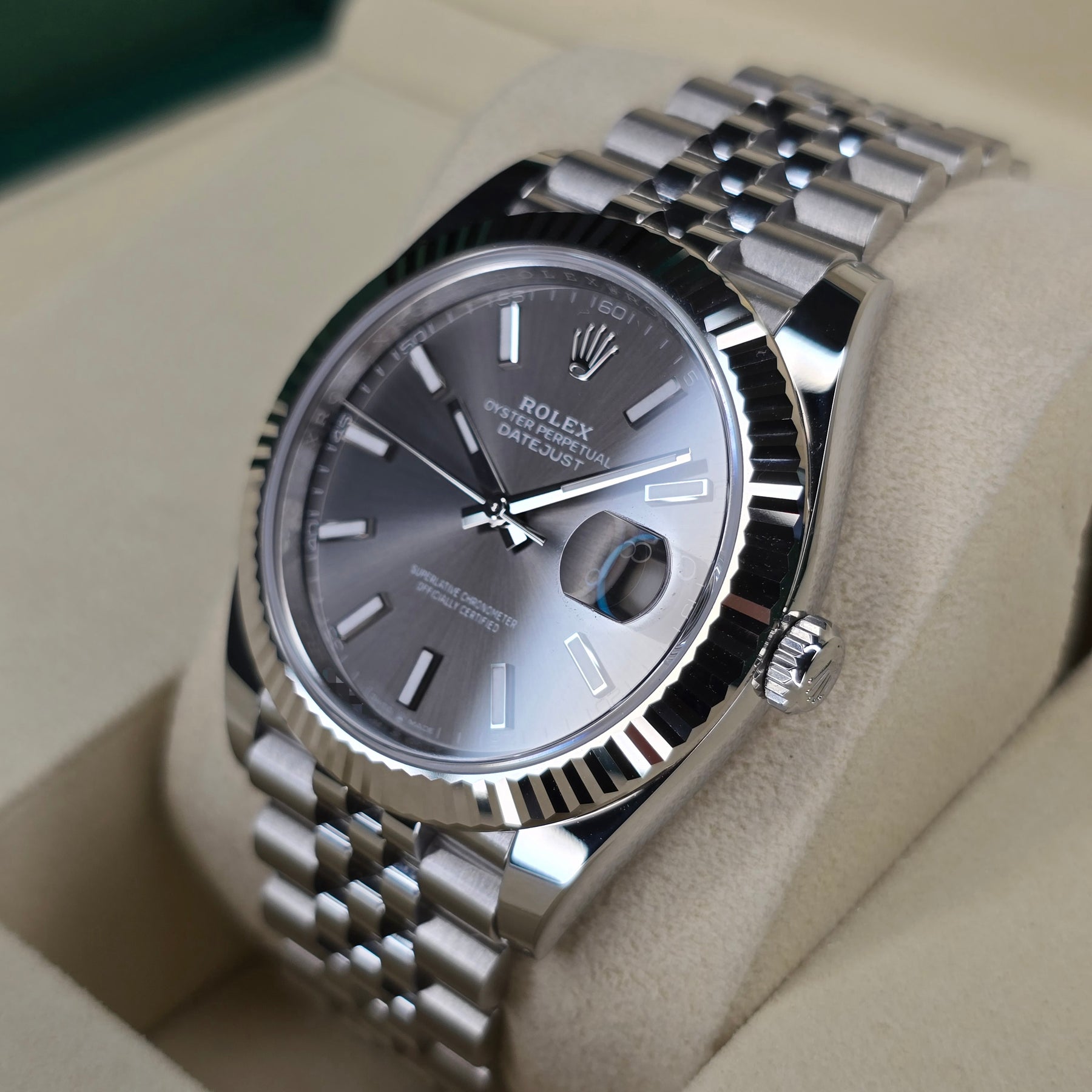 Rolex Datejust Slate Index 126334 right side case view