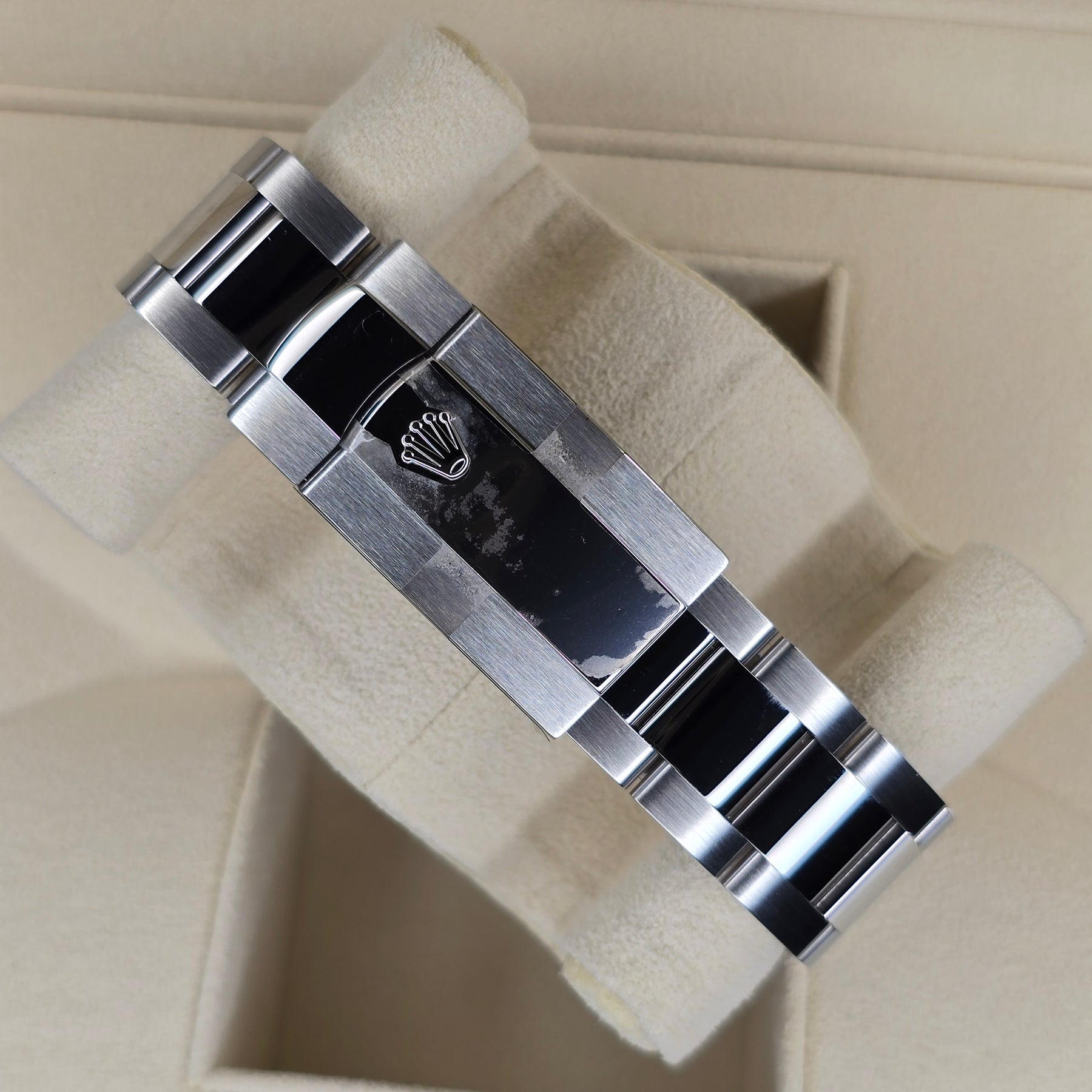 Rolex Sky-Dweller Blue Dial 326934 clasp view