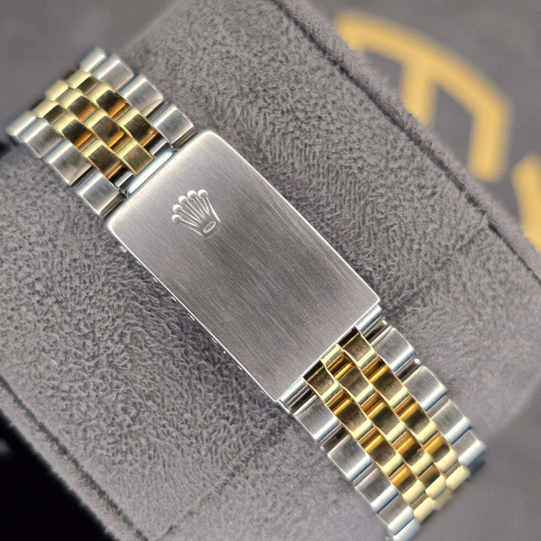 Rolex Datejust 36 Two-Tone 16233 clasp view
