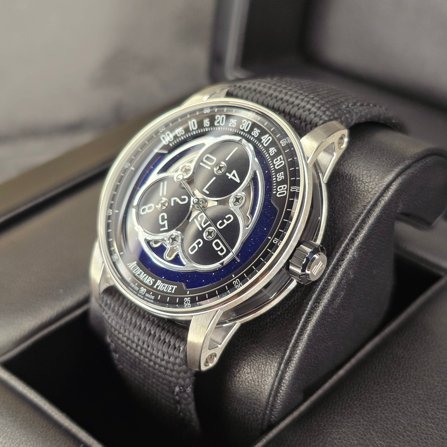 Audemars Piguet Code 11.59 Starwheel right side case view