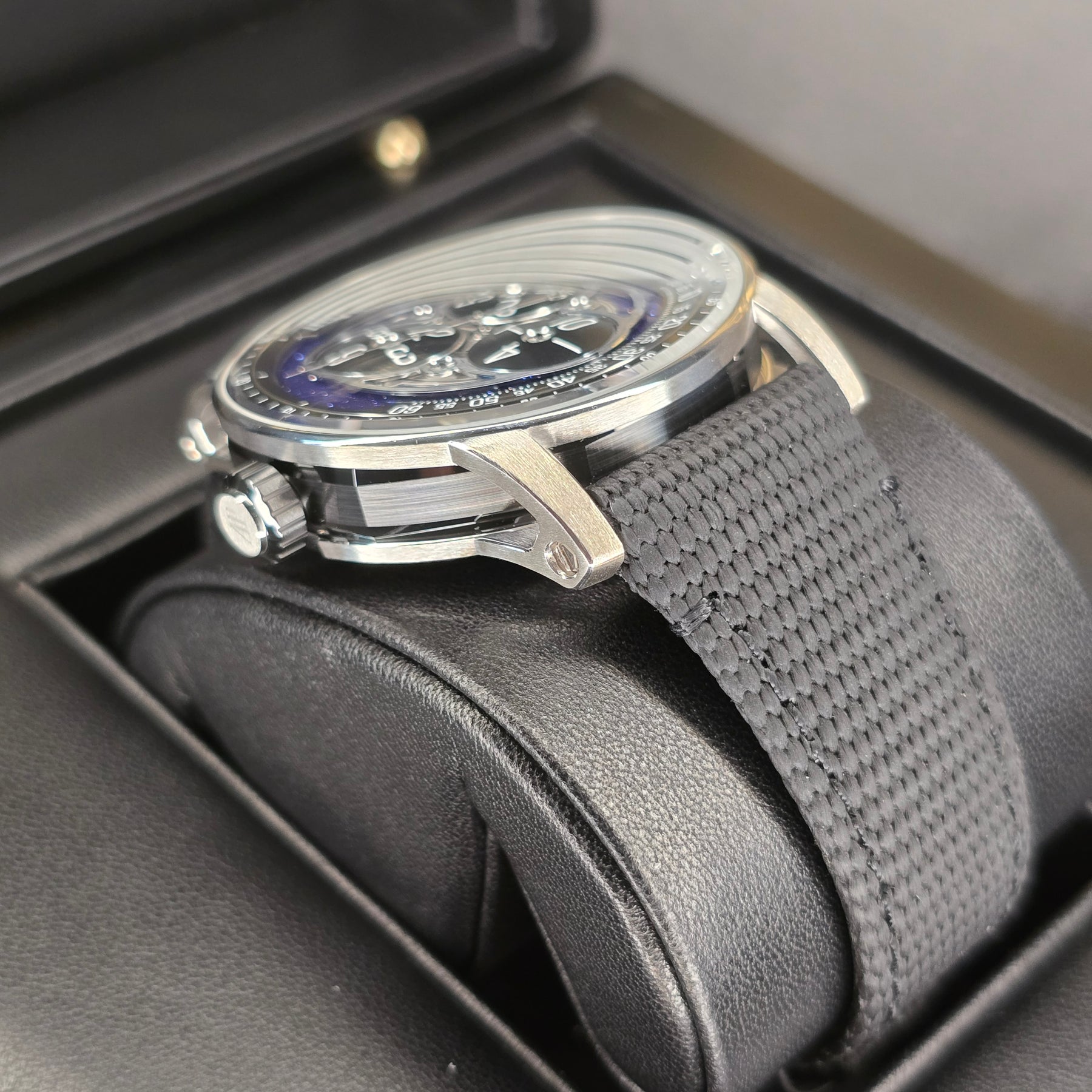 Audemars Piguet Code 11.59 Starwheel lugs, strap view