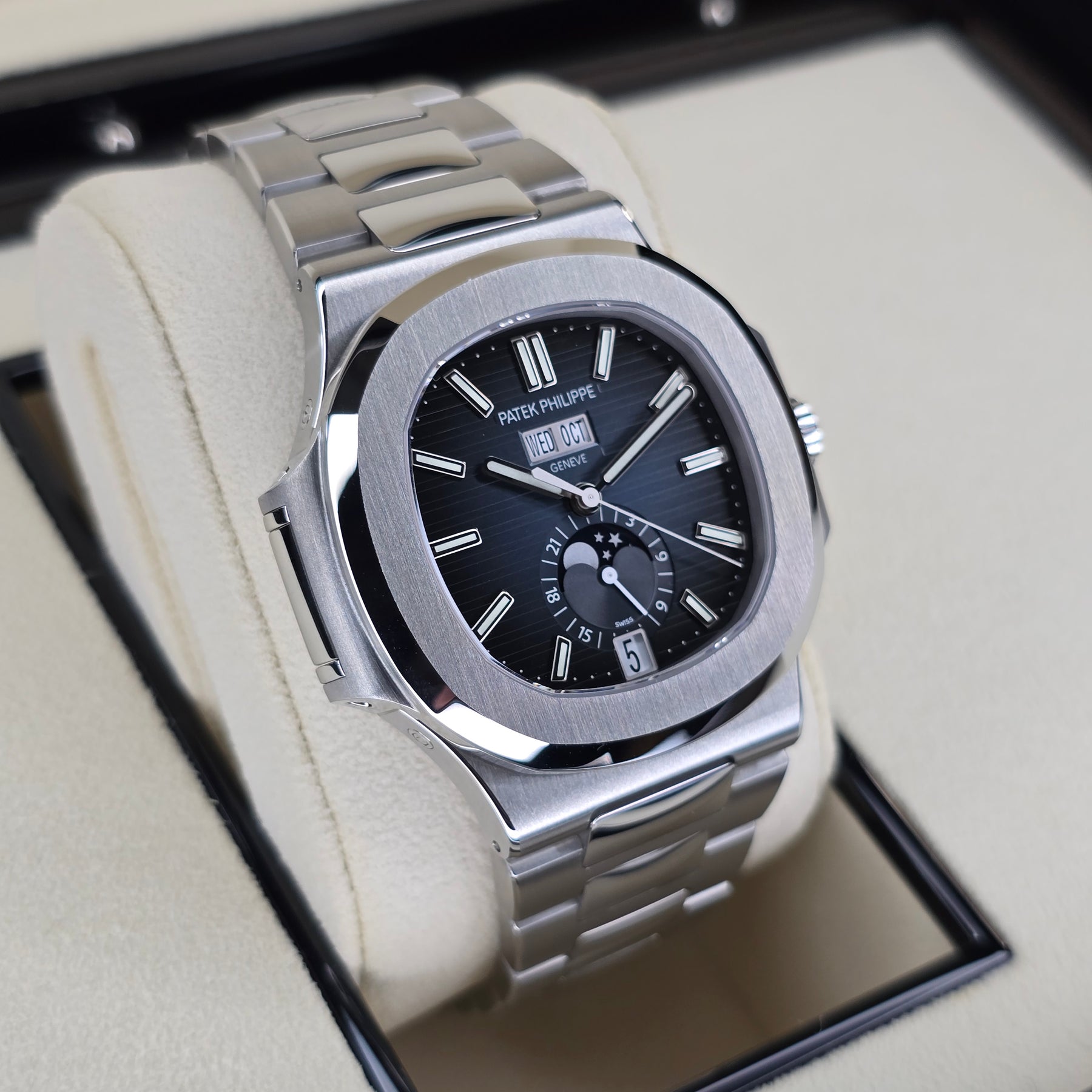 Patek Philippe Nautilus Annual Calendar 5726 left side case view
