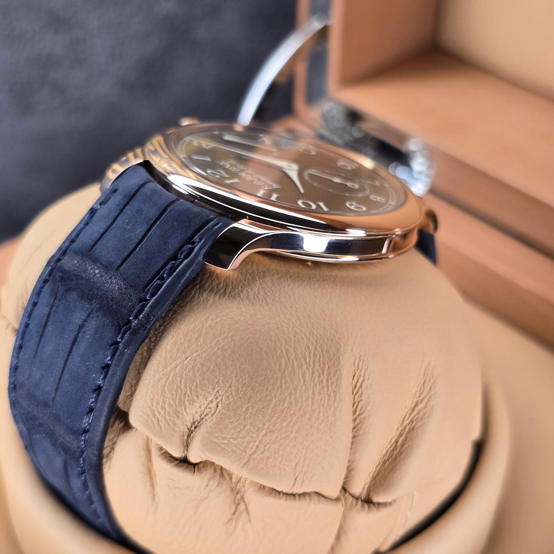 F.P. Journe Chronometre Souverain Havana case, strap view