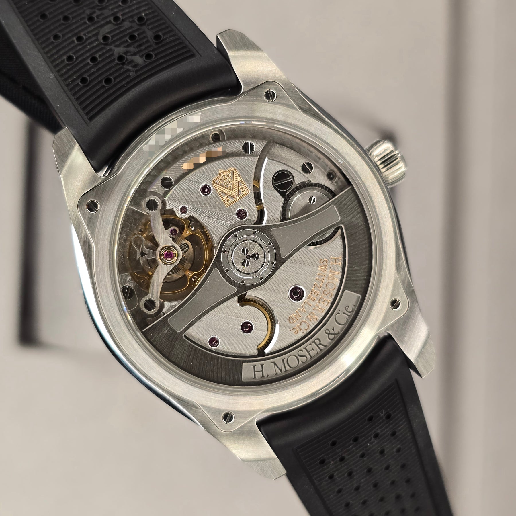 H. Moser & Cie Pioneer Center Seconds Arctic Blue 3200-1217 movement view