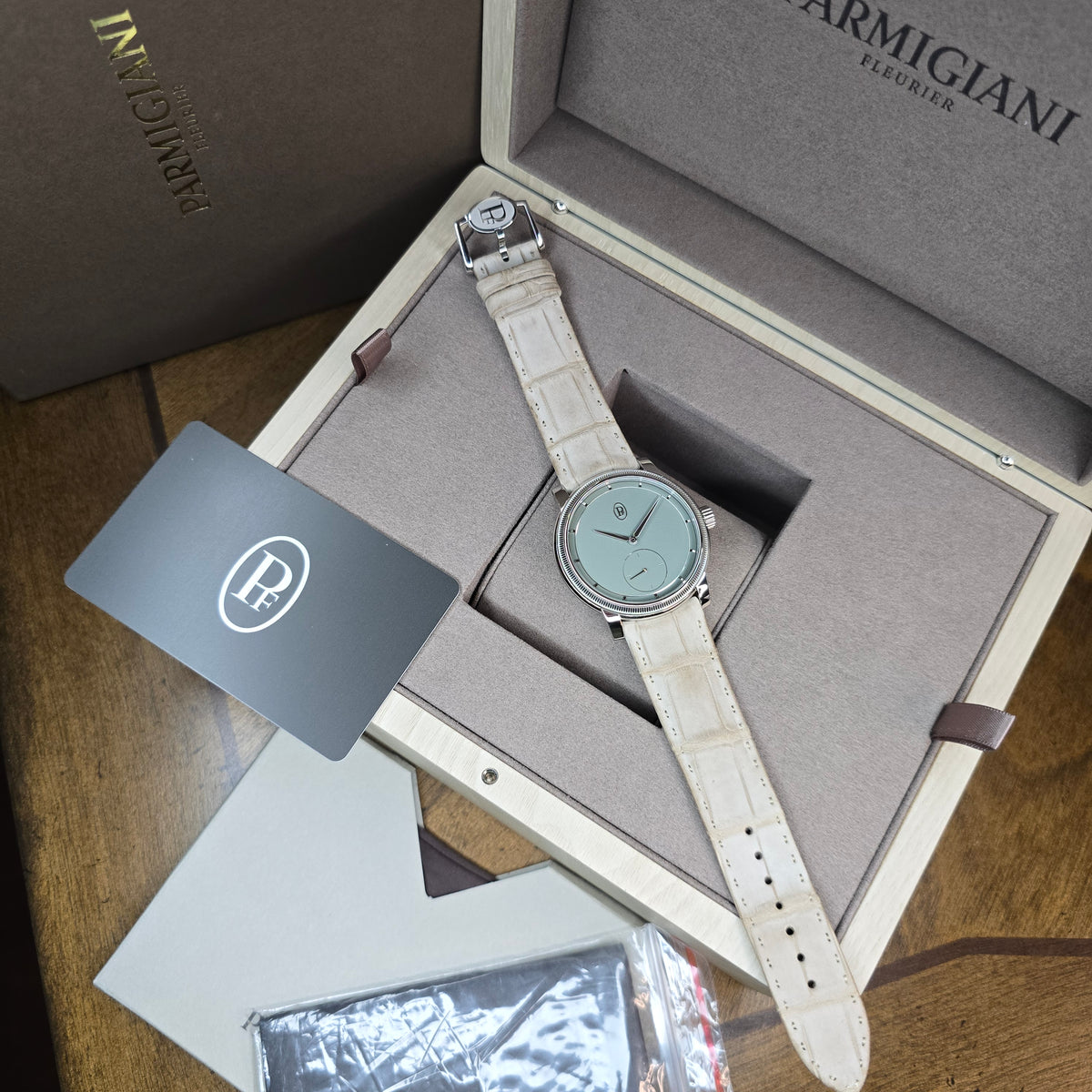 Parmigiani Fleurier Toric Petite Second PFC940 full set