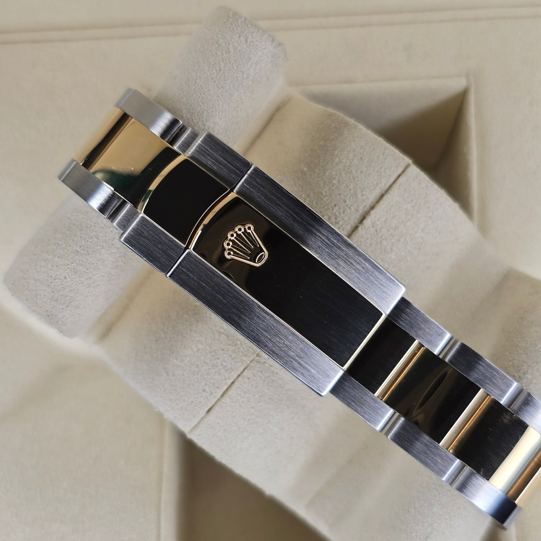Rolex Datejust Wimbledon 126333 clasp