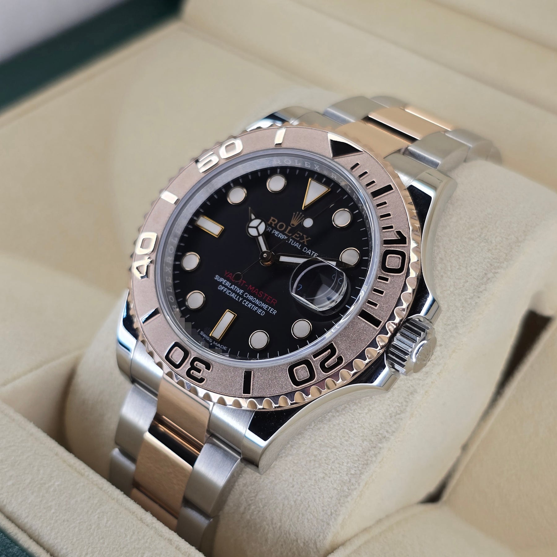 Rolex Yacht-Master 40 116621 right side case