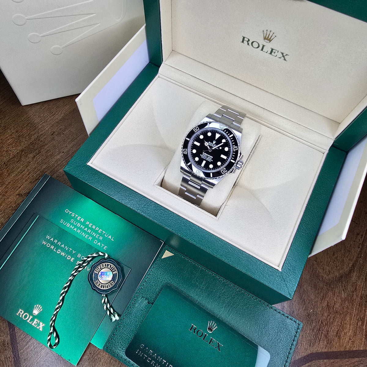 Rolex Submariner No Date 124060 full set