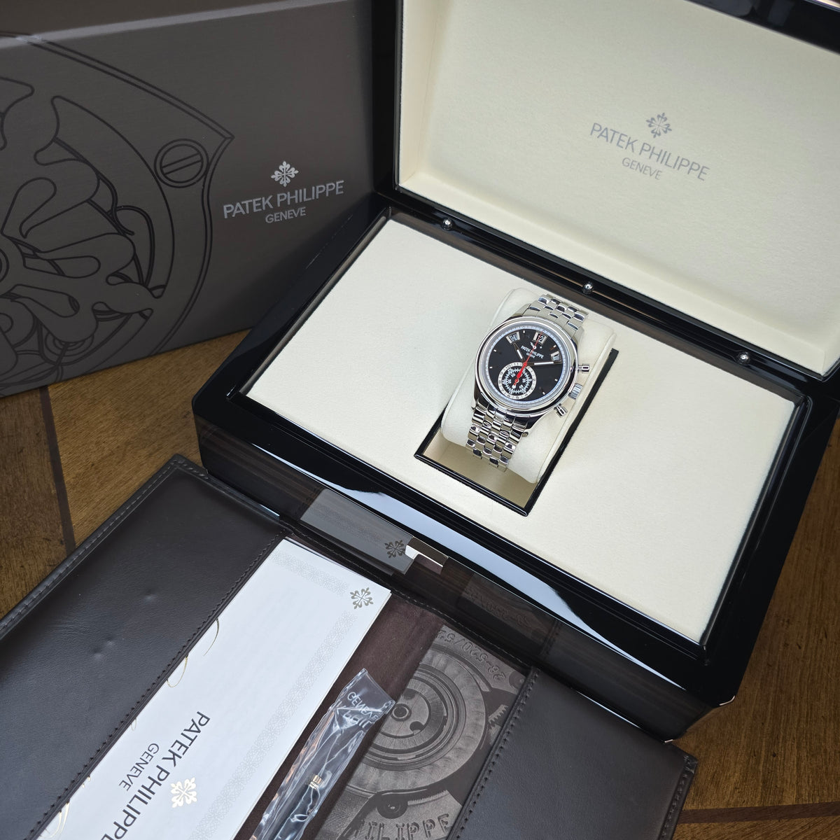 Patek Philippe Complications Annual Calendar 5960/1A-010 full set