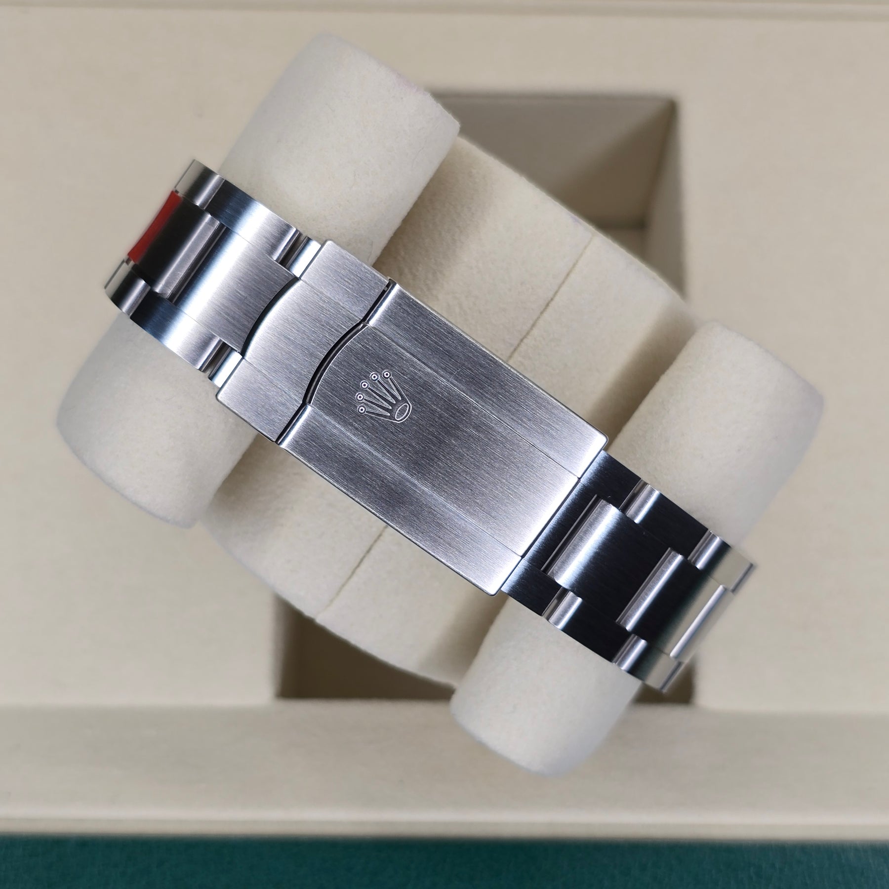 Rolex Oyster Perpetual 134300 Pistachio clasp