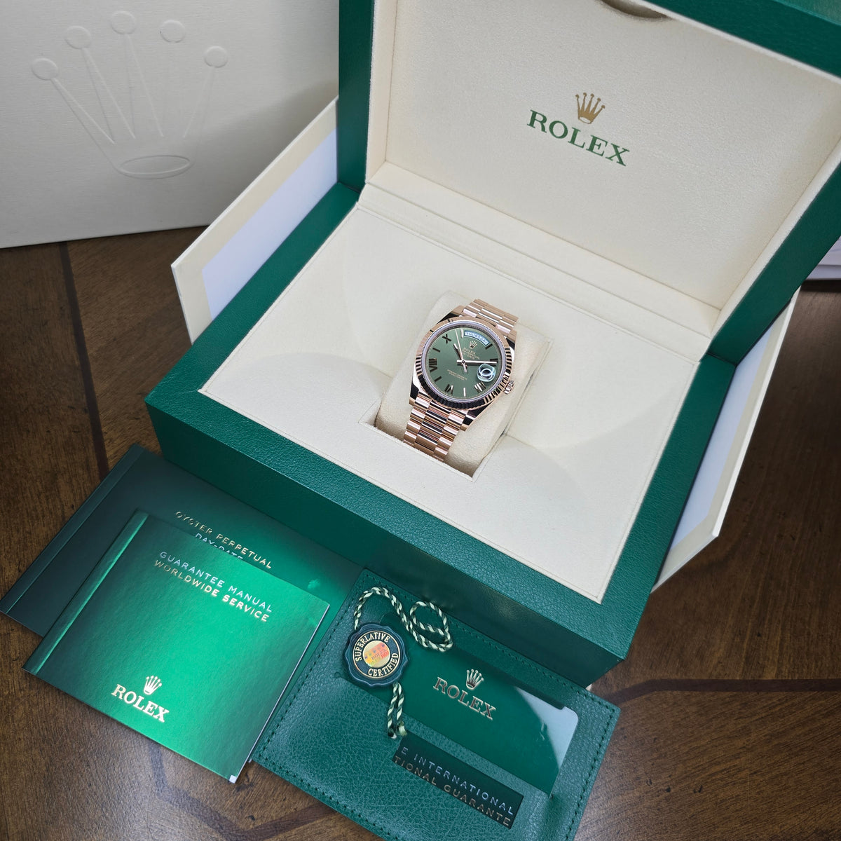 Rolex Day-Date Rose Gold Olive 228235 full set