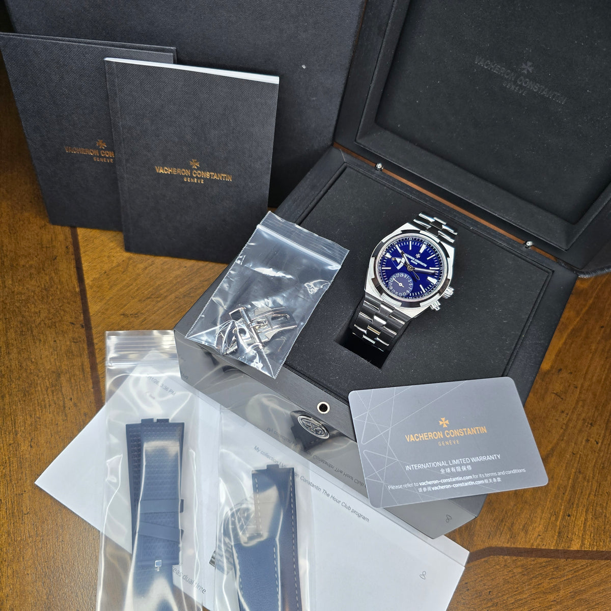 Vacheron Constantin Overseas Dual Time 7920v full set