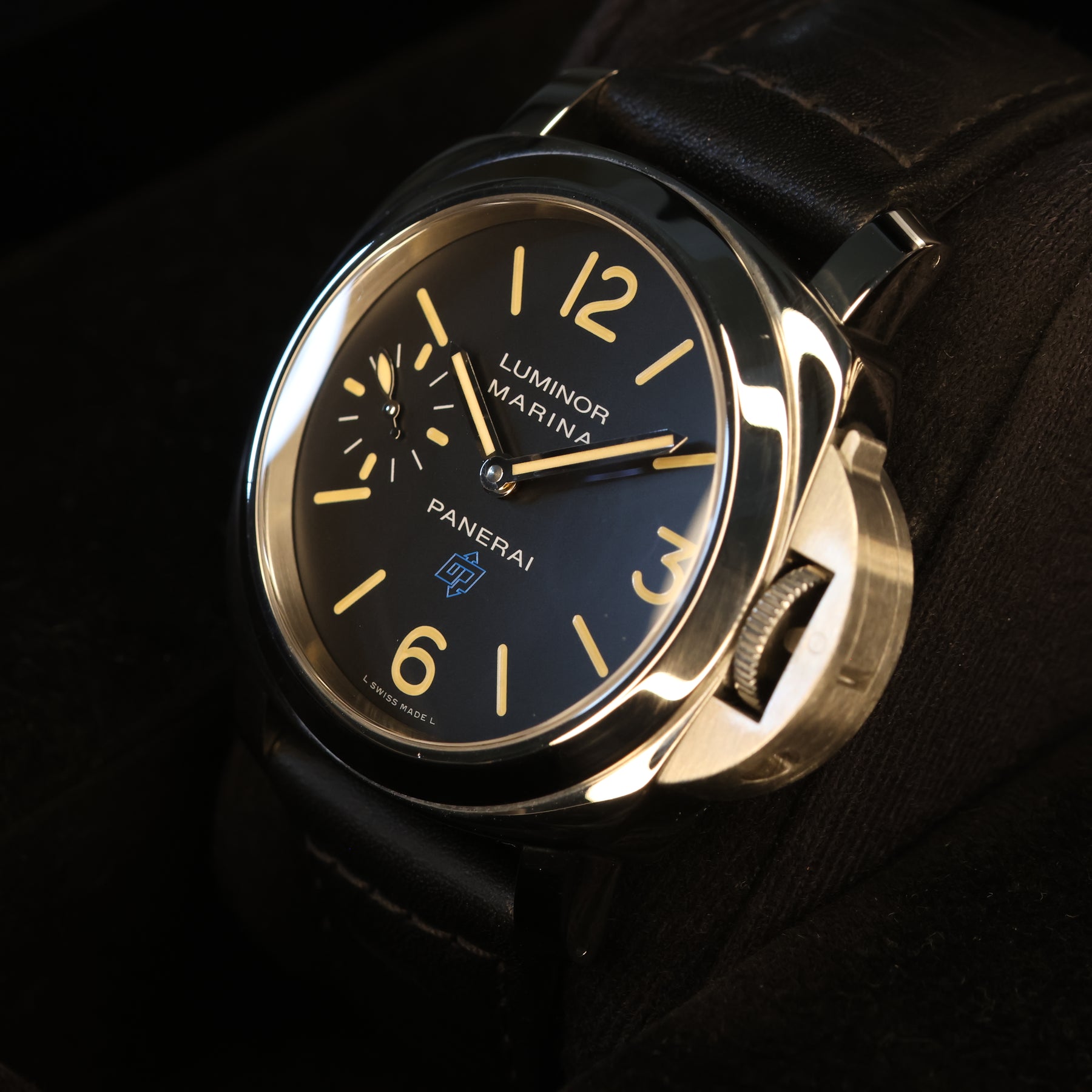 Panerai PAM00631 right side view