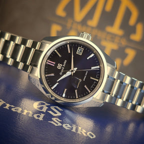 Grand Seiko Heritage SBGA375 front view