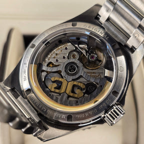 Glashutte Original SeaQ Panorama Date movement view