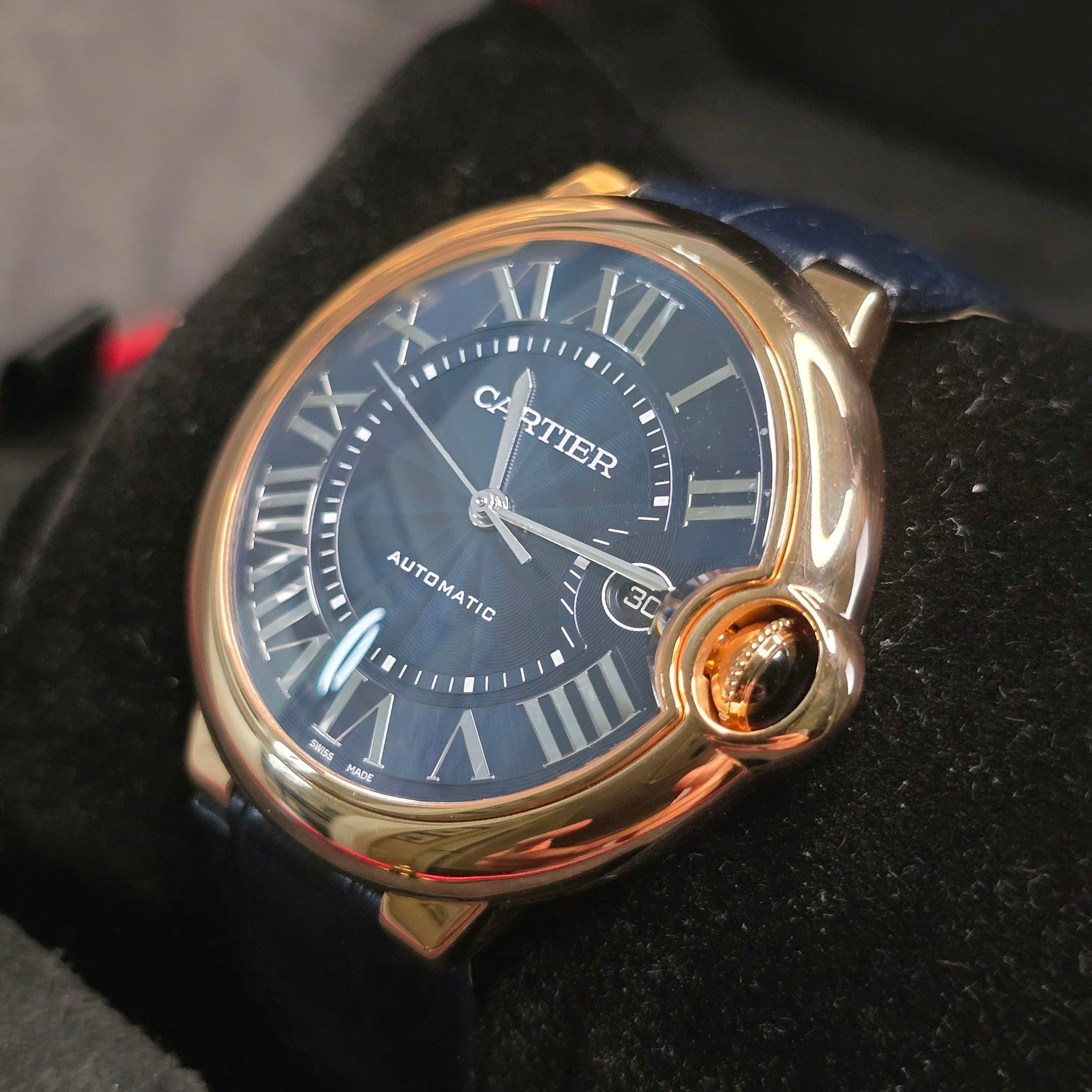 Cartier Ballon Bleu WGBB0036 right side case