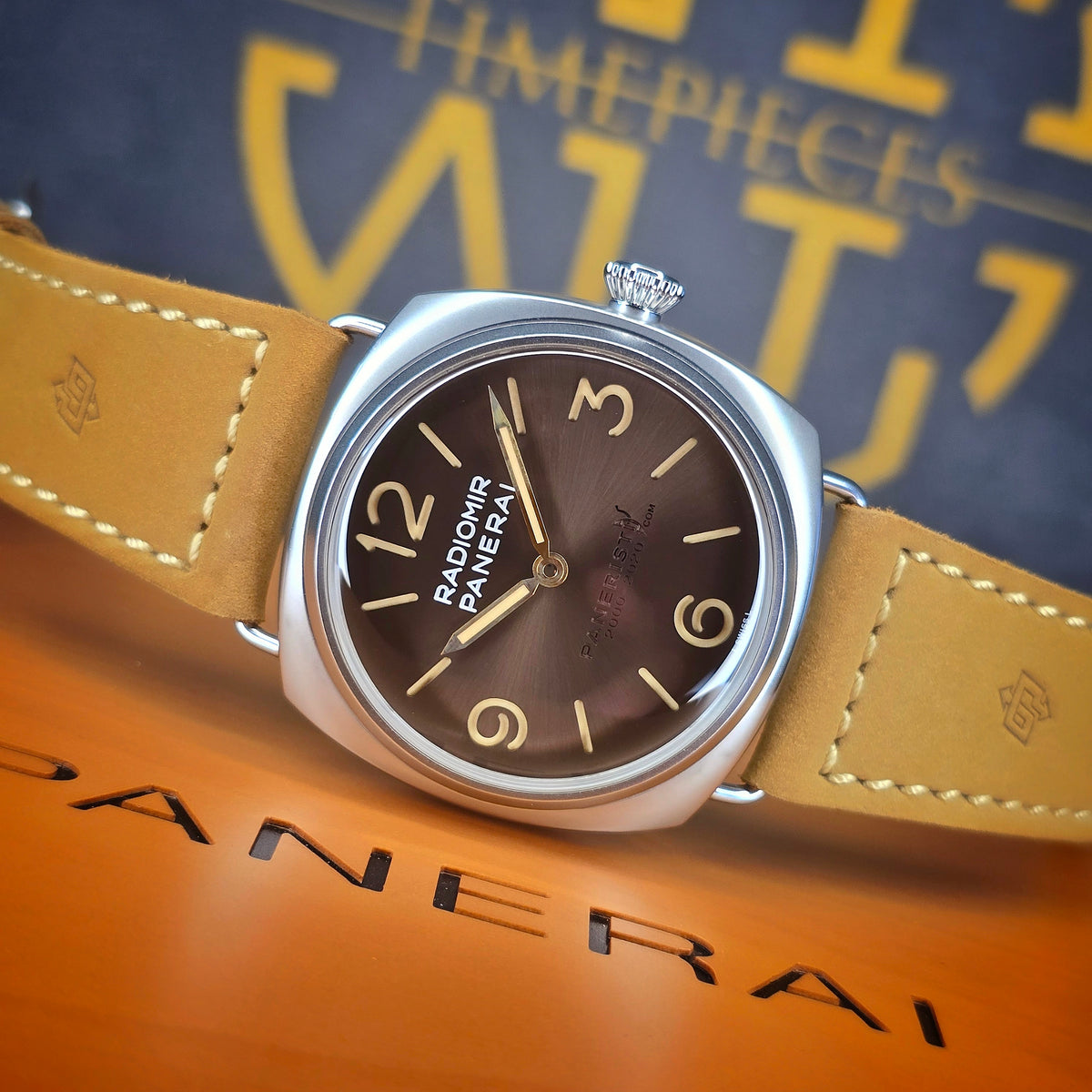 Panerai Radiomir PAM02020 Paneristi front