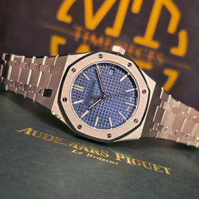 Audemars Piguet Royal Oak Blue 15550st  dial