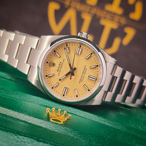 Rolex Oyster Perpetual Beige 126000 dial