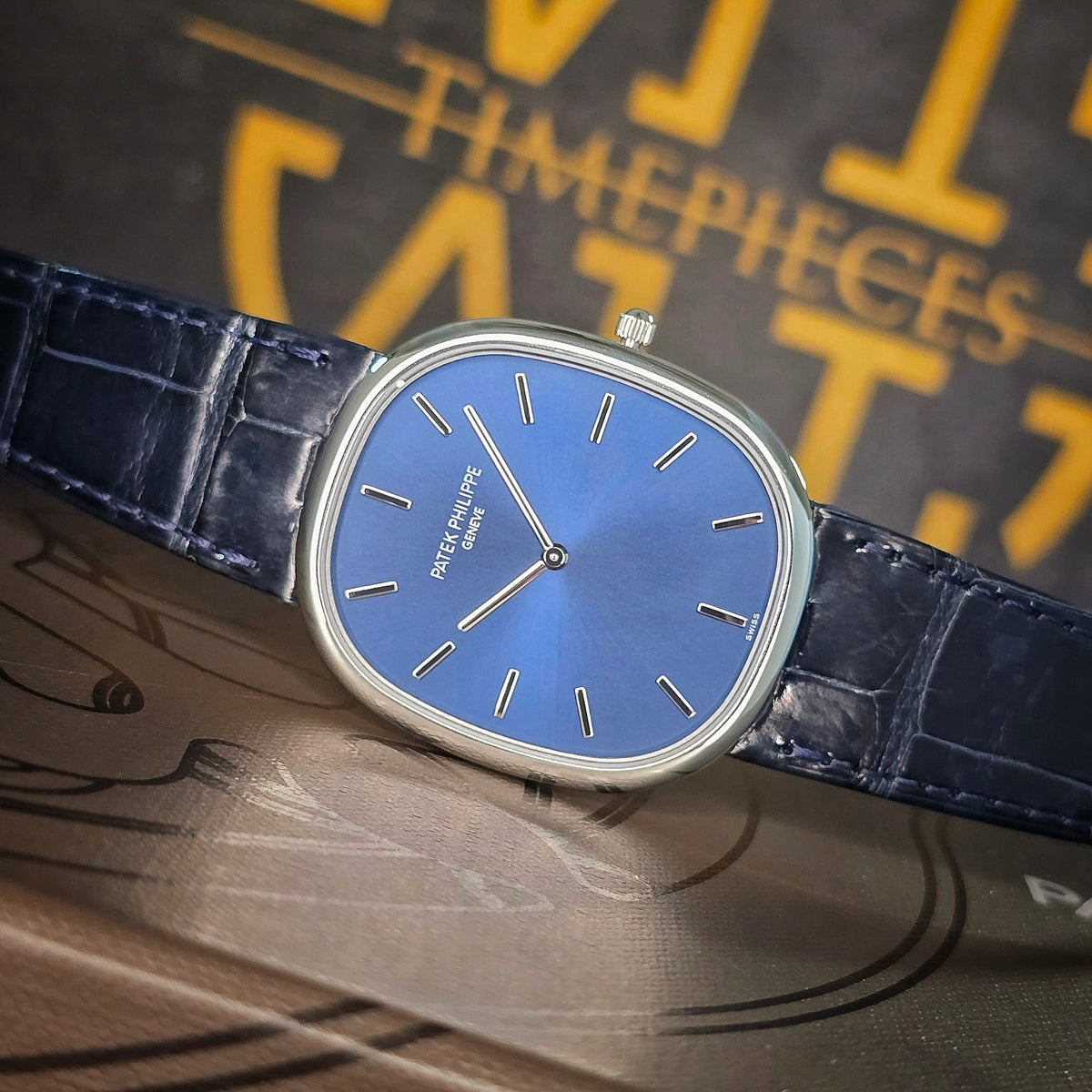 Patek Philippe Golden Ellipse 5738P-001  dial