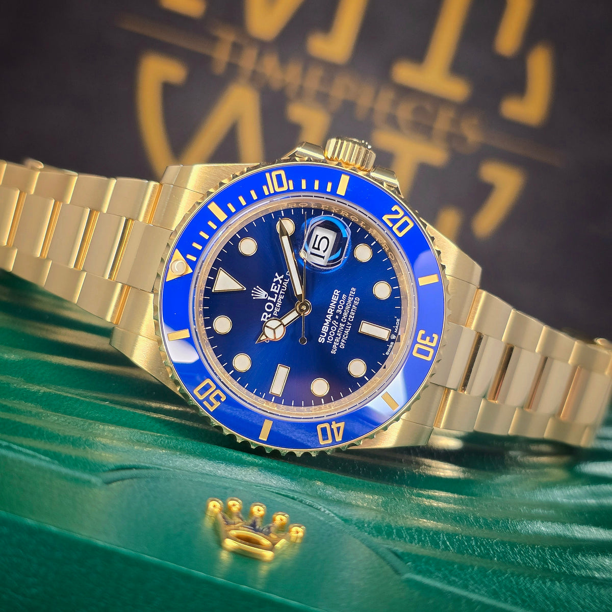 Rolex Submariner Date 18k Yellow Gold 126618LB Bluesy dial