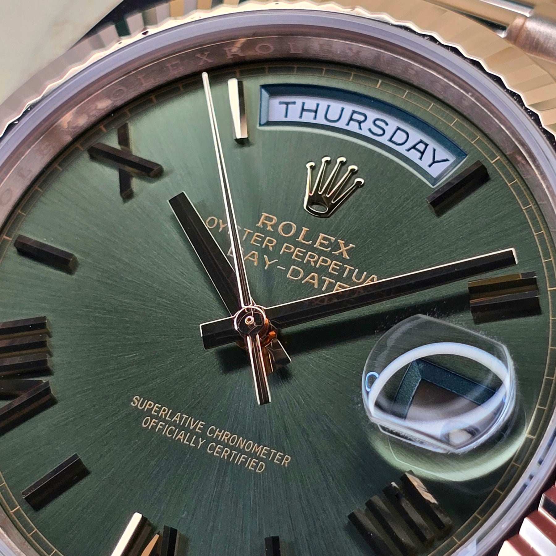 Rolex Day-Date Rose Gold Olive 228235  dial