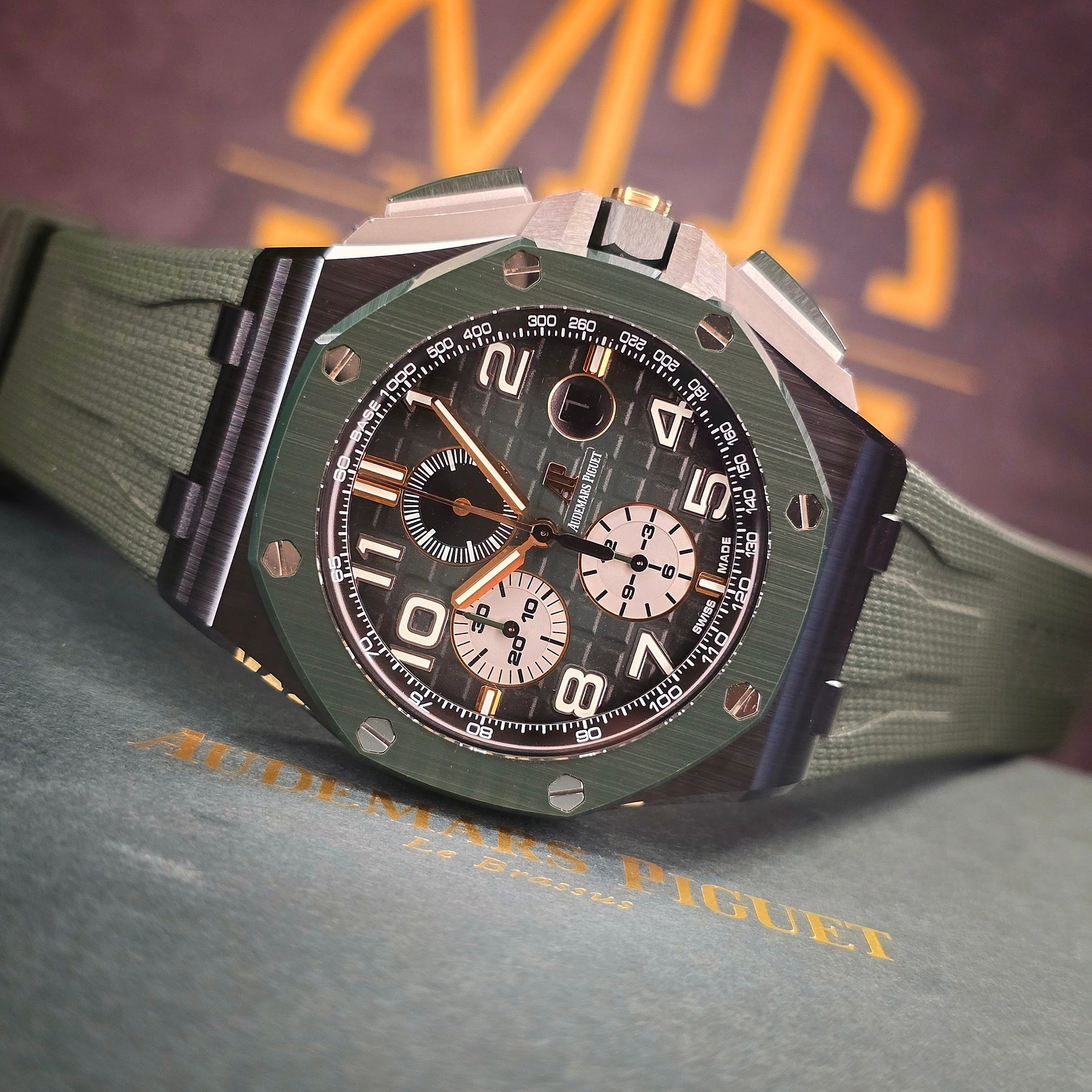 Audemars Piguet Royal Oak Offshore Chrono 26405CE  dial