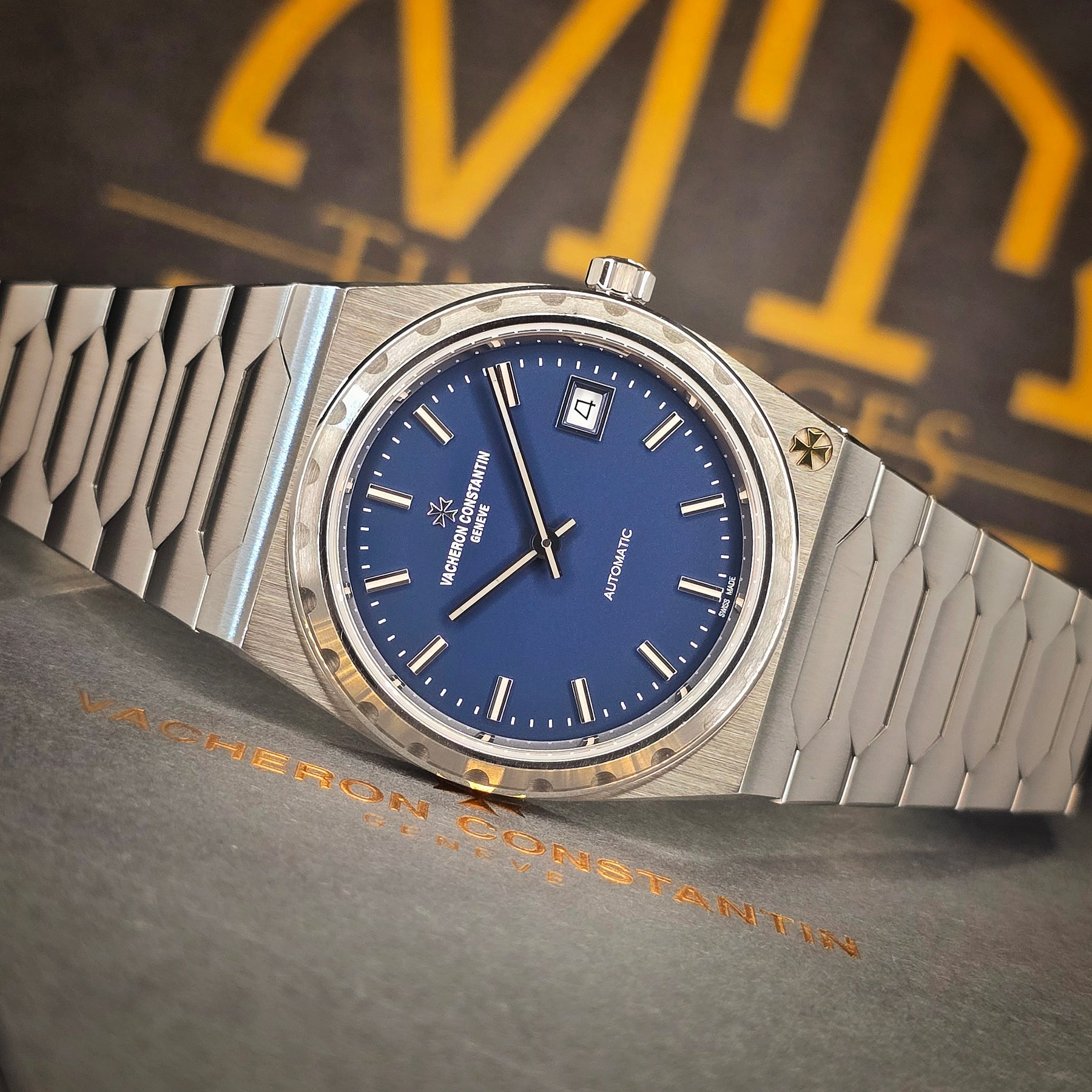 Vacheron Constantin Historiques 222 4200H/222A dial