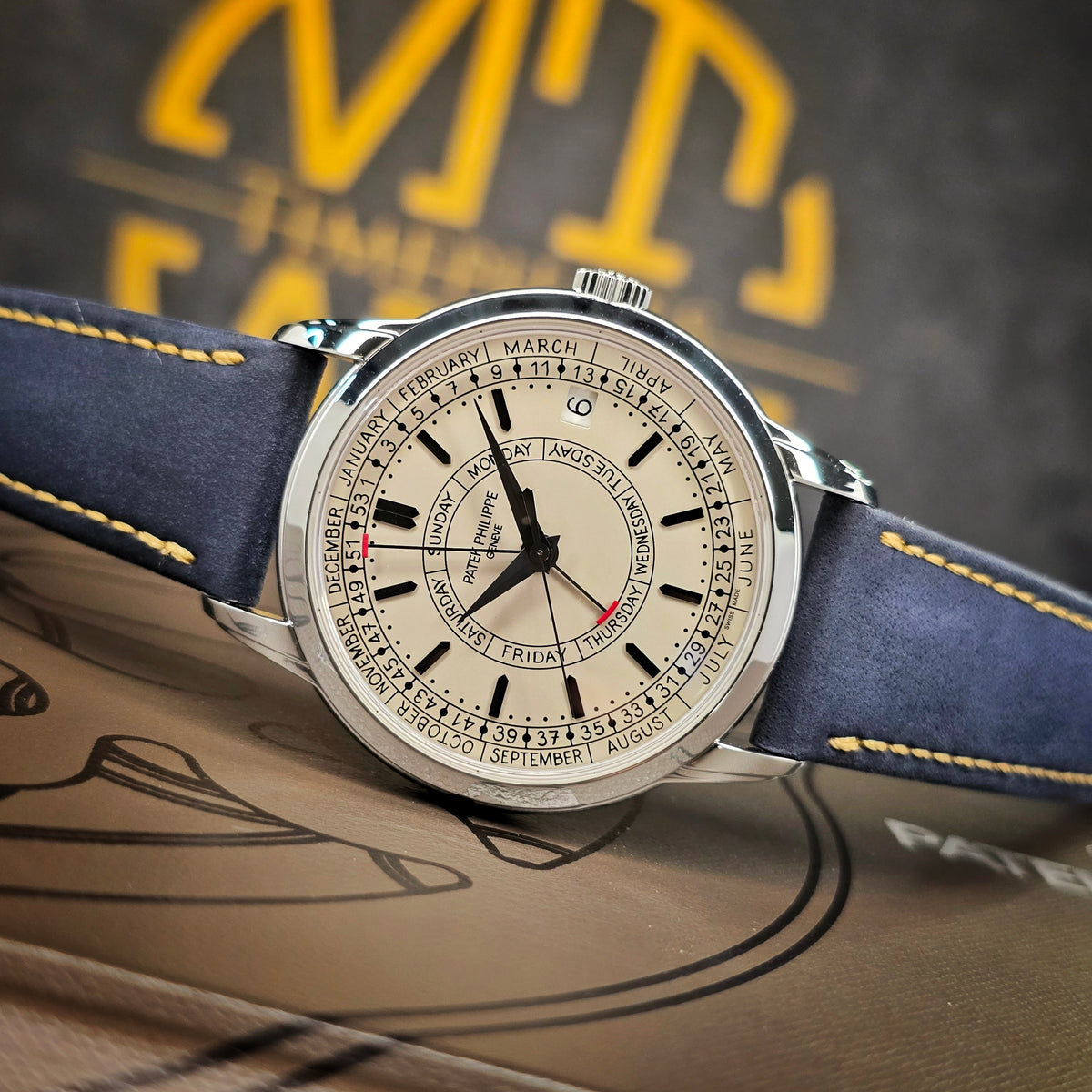 Patek Philippe Weekly Calendar 5212A-001  front