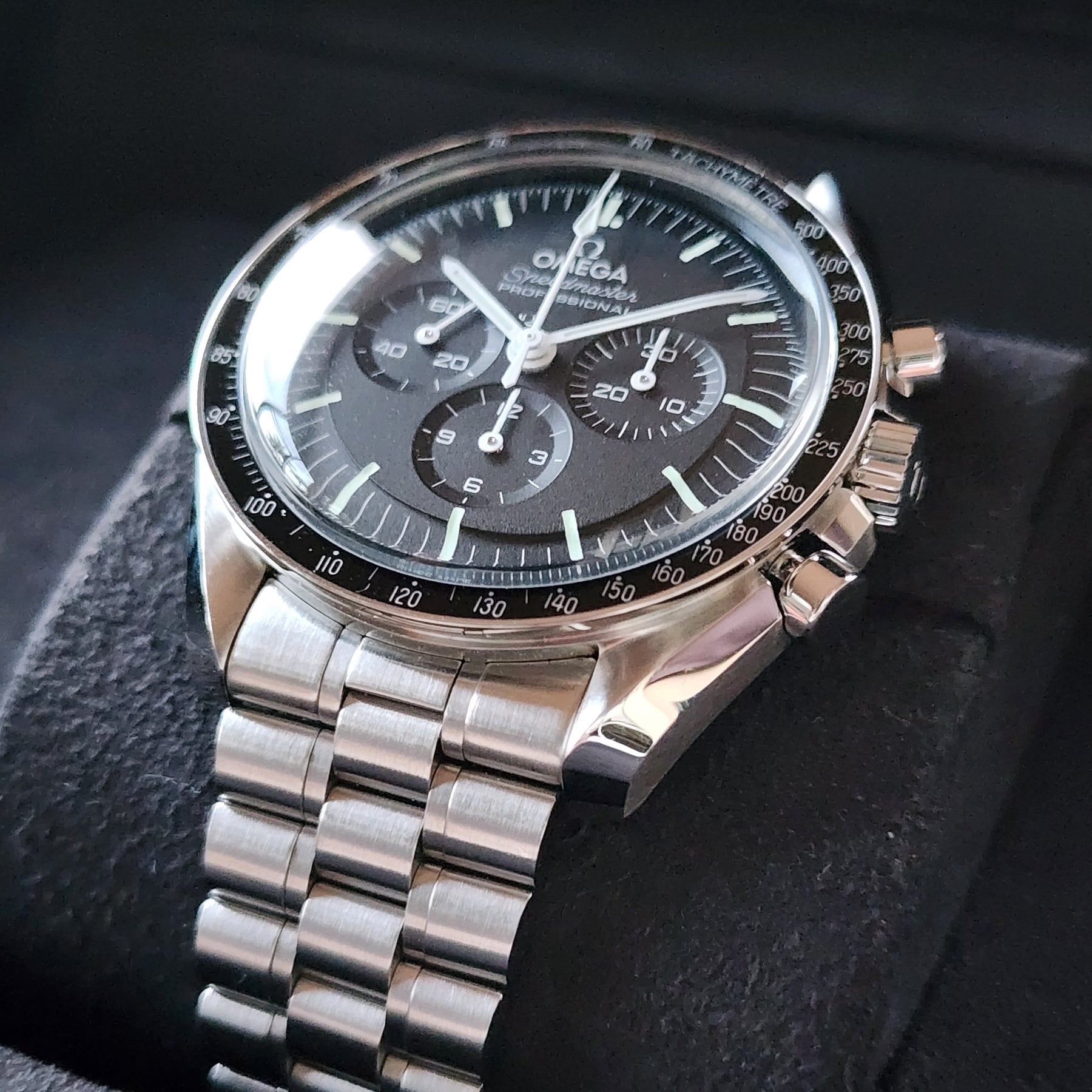 Master Chronometer Omega Moonwatch 3861 Omega Speedmaster