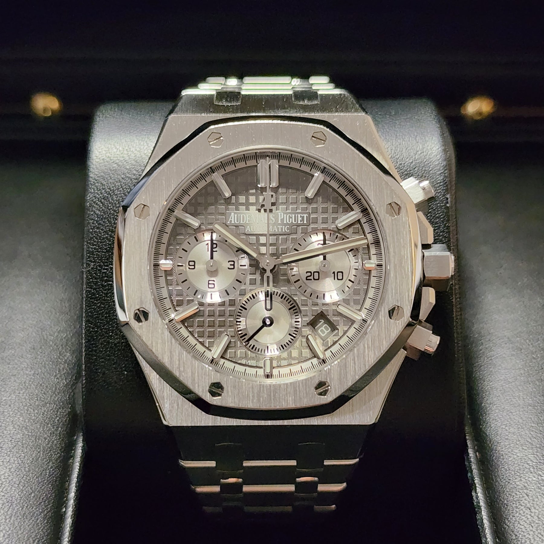 Audemars Piguet Royal Oak 38mm 26315st front view