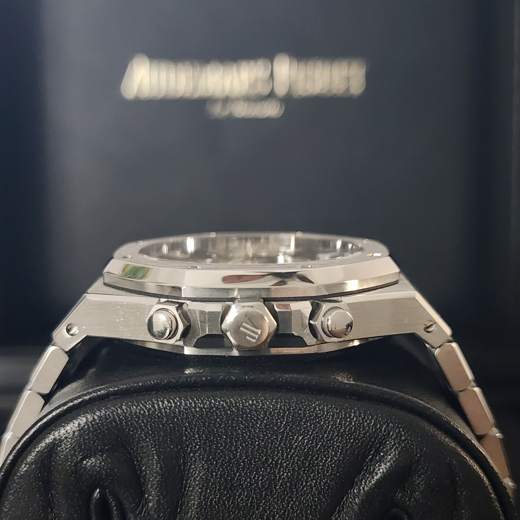 Audemars Piguet Royal Oak 38mm 26315st side view