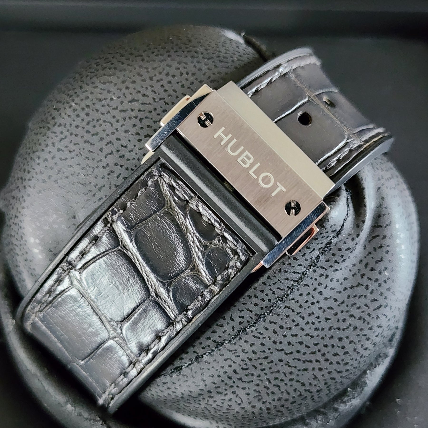 Hublot Classic Fusion Racing Grey clasp view