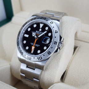 Rolex Explorer II 226570 right view 