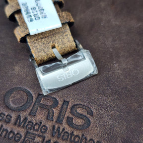 Oris Chronoris Williams 40th Anniversary clasp view