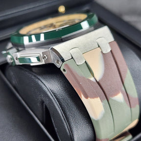 Audemars Piguet Royal Oak Offshore Camo 44mm lug, strap view