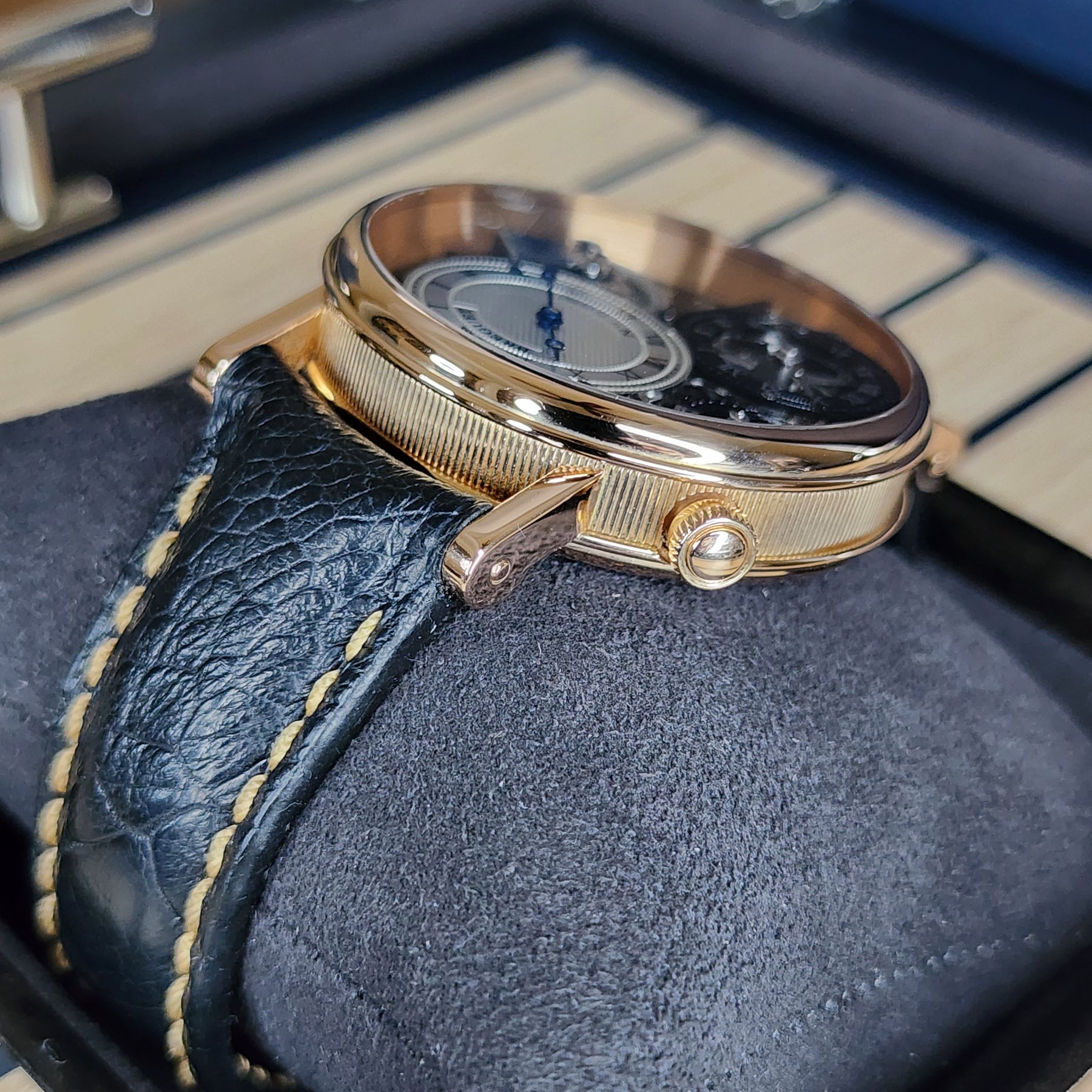 Breguet Tradition GMT 40mm front view case, strap view