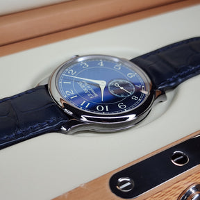 F.P.Journe Souveraine Chronometre Bleu left side case, lugs view