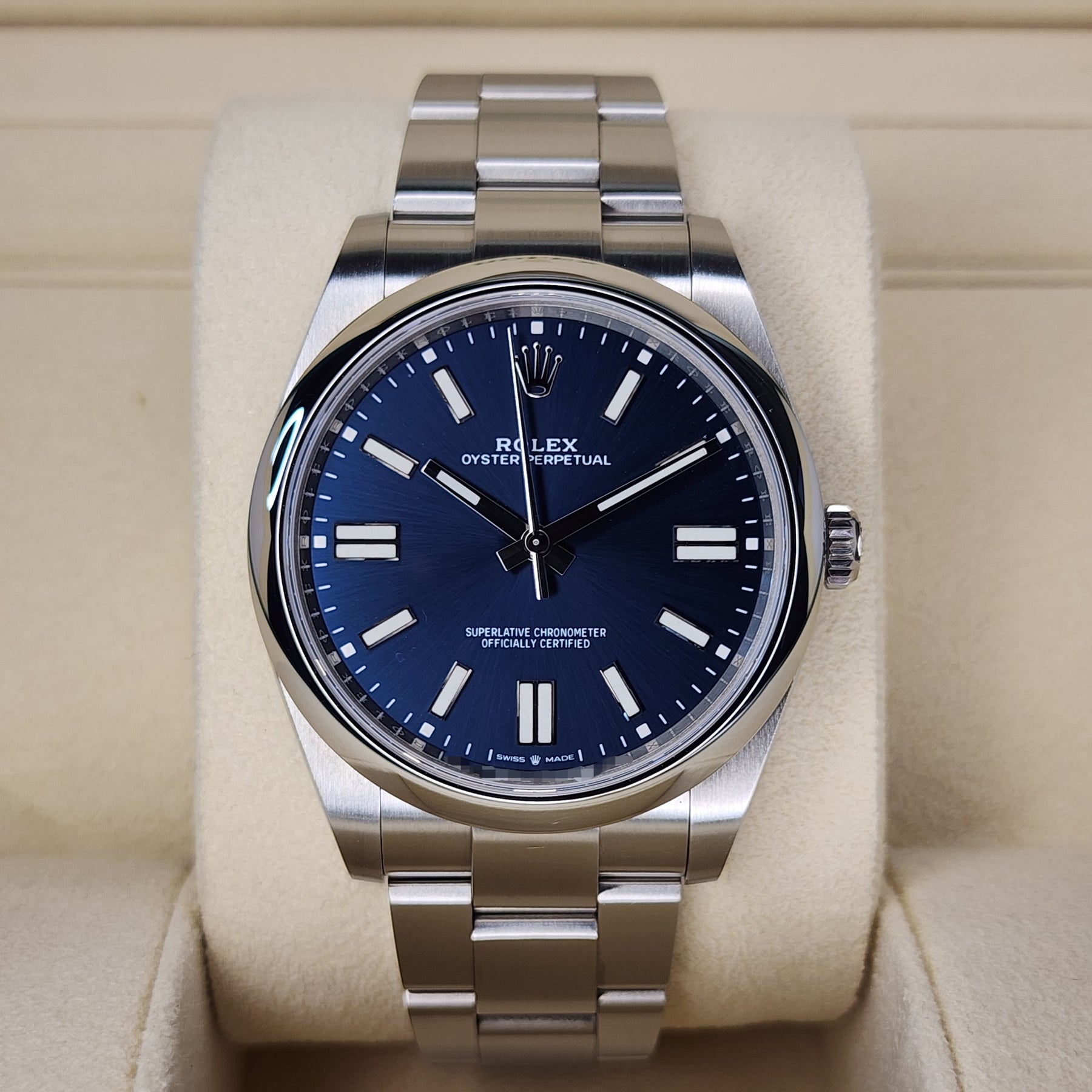 Rolex Oyster Perpetual Blue 124300 front view