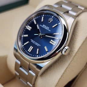 Rolex Oyster Perpetual Blue 124300 right side view