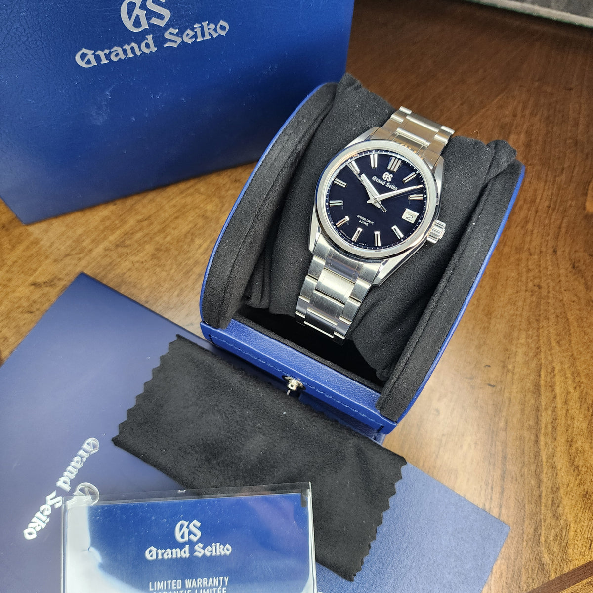 Grand Seiko Evolution 9 SLGA021 Lake Suwa full set view