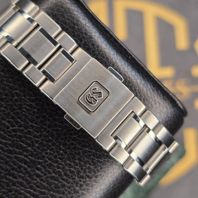 Grand Seiko Heritage SBGA375 clasp view