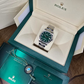 Rolex Oyster Perpetual 126000 full set view