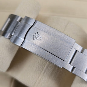 Rolex Oyster Perpetual 126000 clasp view