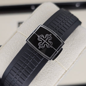 Patek Philippe Aquanaut Travel Time 5164A clasp view