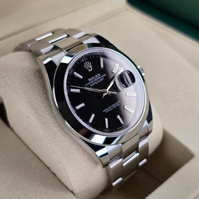 Rolex Datejust 126300 Bright Black left side case view