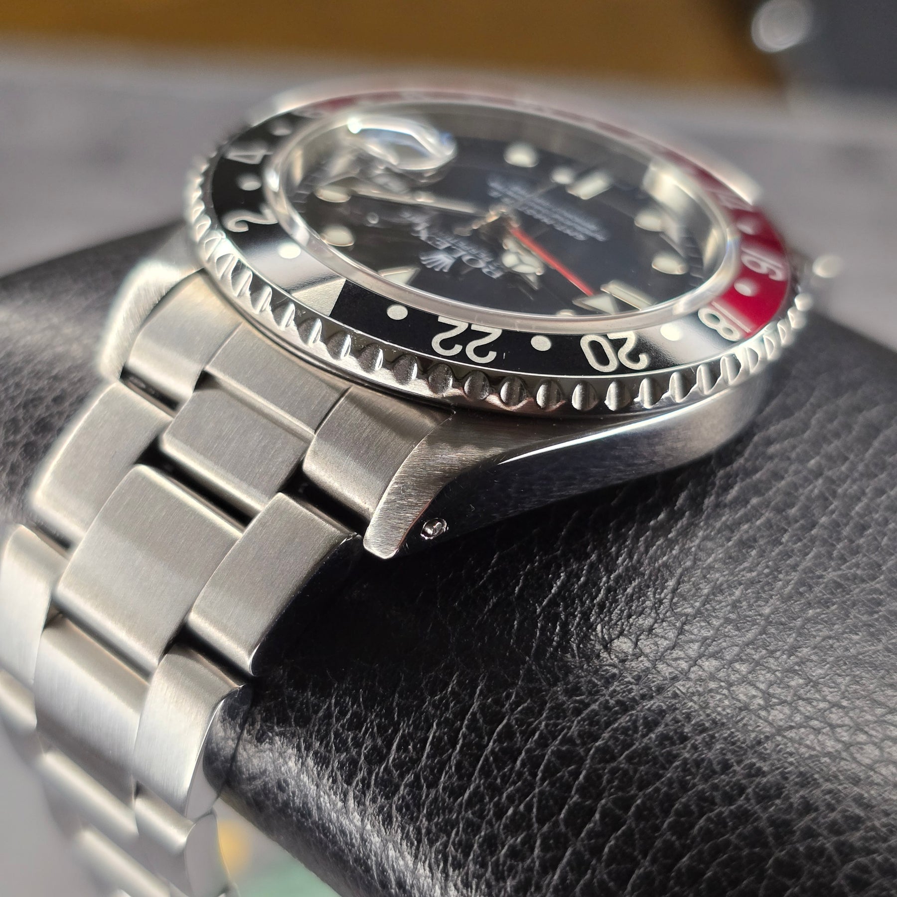 Rolex GMT-Master II Coke lug, bracelet view