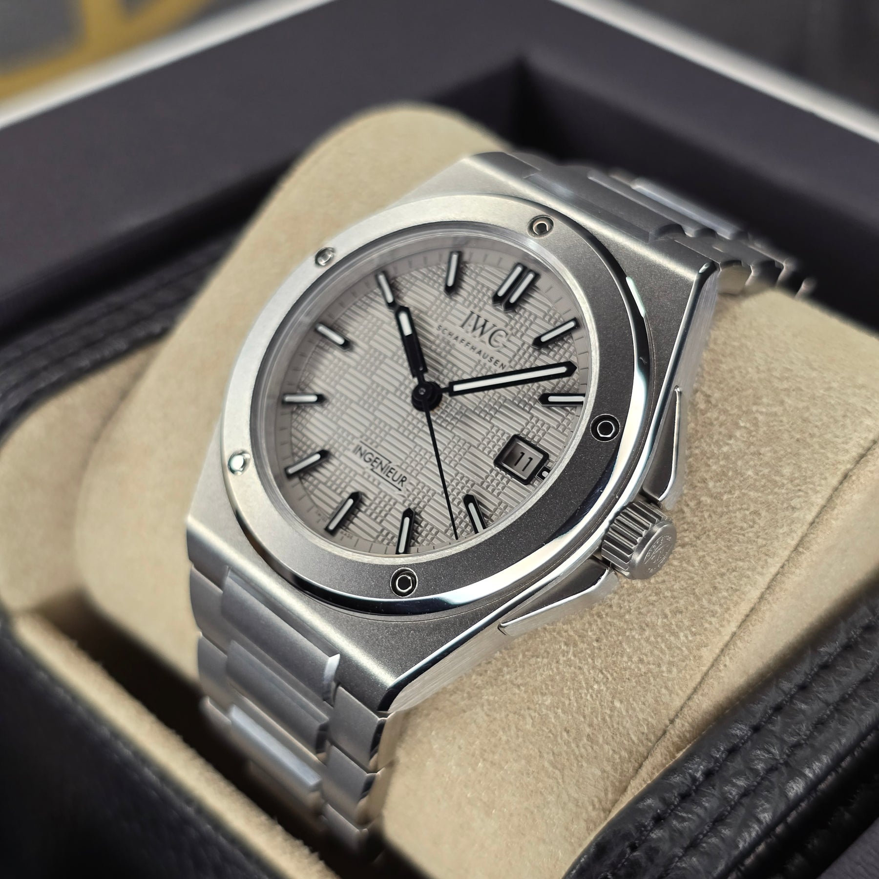 IWC Ingenieur IW328904 Titanium 40mm