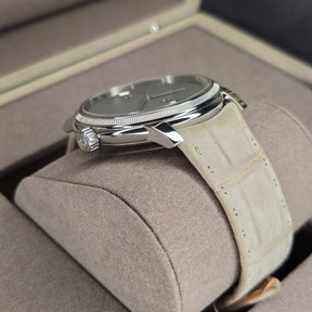 Parmigiani Fleurier Toric Petite Second PFC940 lug, strap